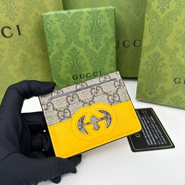 グッチ財布コピー内部構造